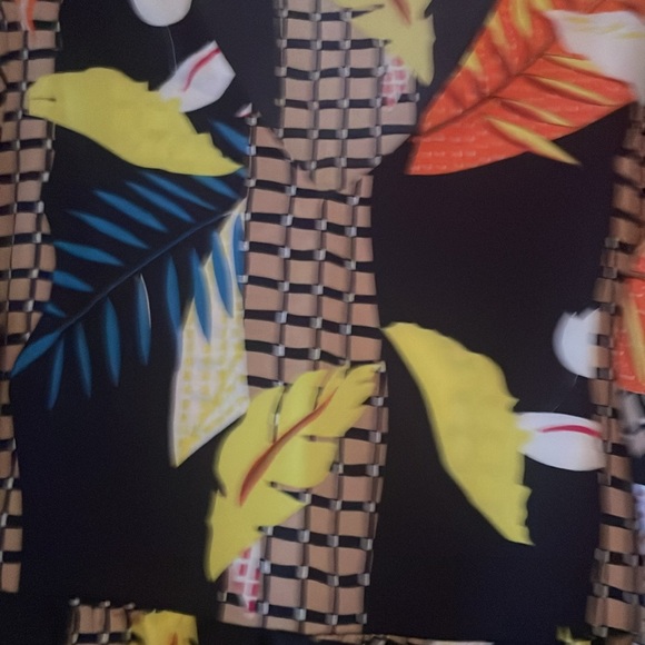 Beautiful swing dress balloon sleeves vneck - Picture 2 of 4